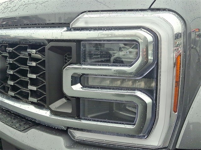 2024 Ford F-450SD Limited DRW