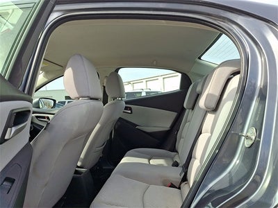 2019 Toyota Yaris LE