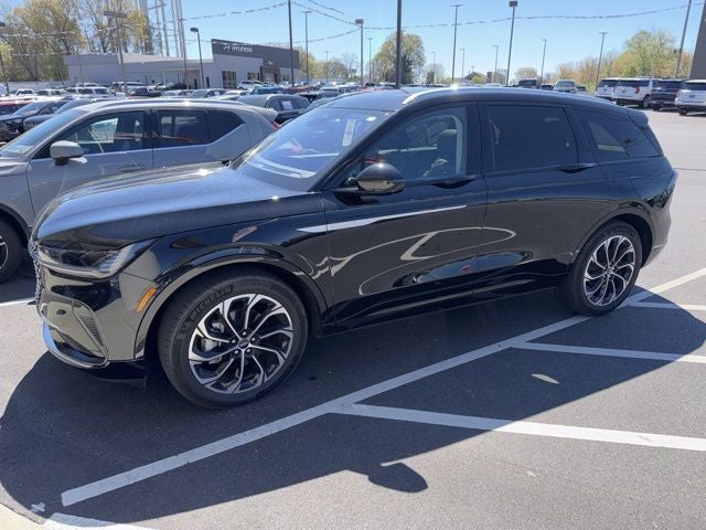 2025 Lincoln Nautilus Reserve