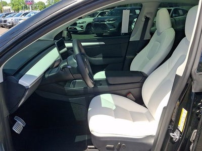 2025 Tesla Model Y Performance