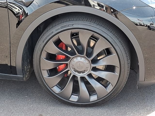 2025 Tesla Model Y Performance