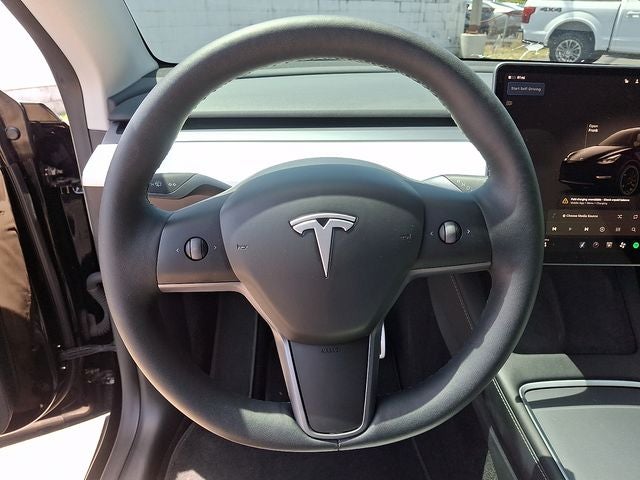 2025 Tesla Model Y Performance