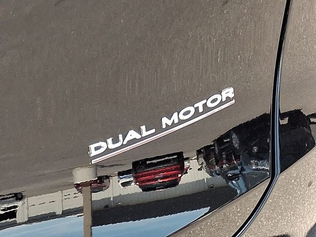 2025 Tesla Model Y Performance