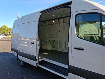 2025 Mercedes-Benz Sprinter 2500 Cargo 170 WB High Roof