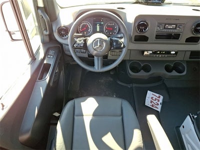 2025 Mercedes-Benz Sprinter 2500 Cargo 170 WB High Roof