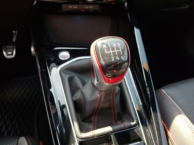 2024 Volkswagen Golf GTI SE