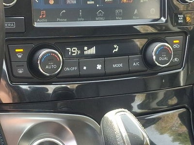 2017 Nissan Maxima SR