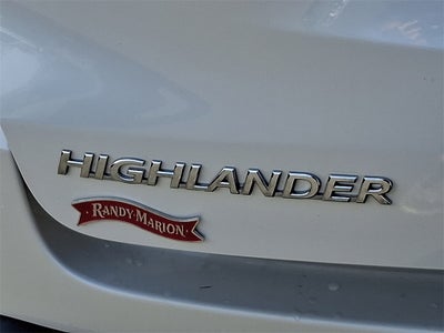 2017 Toyota Highlander SE