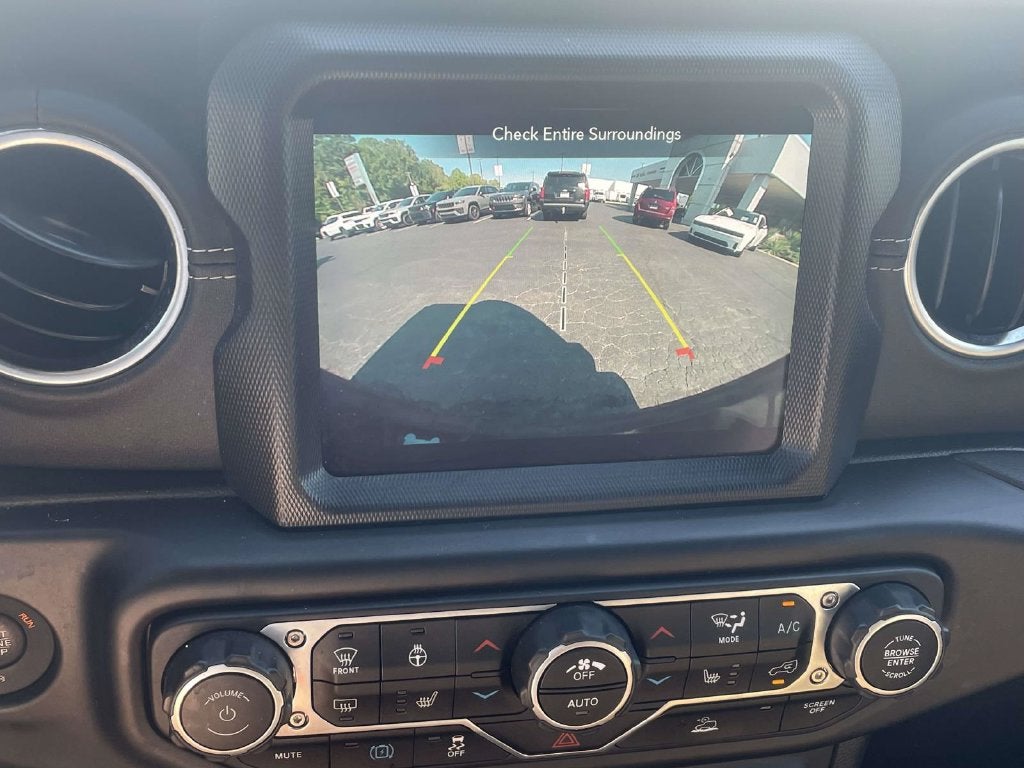 2023 Jeep Wrangler Sahara 4x4