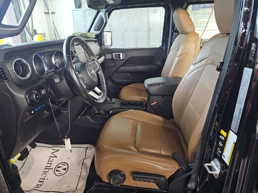 2023 Jeep Wrangler Sahara 4x4