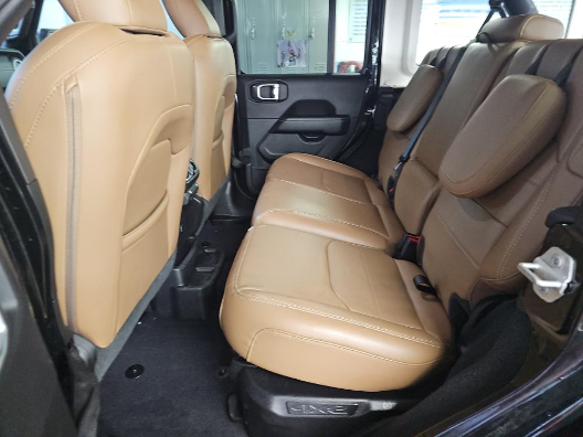 2023 Jeep Wrangler Sahara 4x4
