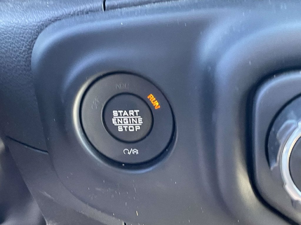 2023 Jeep Wrangler Sahara 4x4
