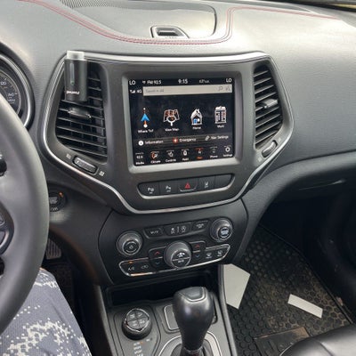 2023 Jeep Cherokee Trailhawk