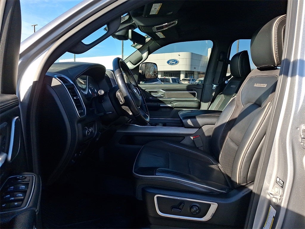 2021 RAM 1500 Laramie Crew Cab 4x4 5'7' Box