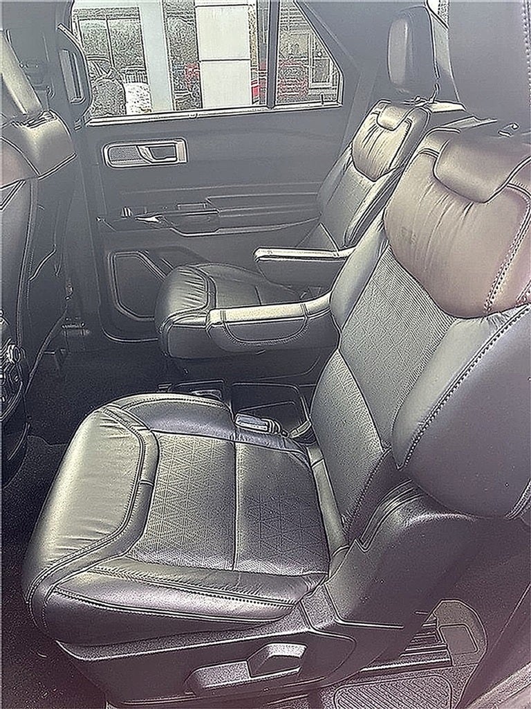 2021 Ford Explorer Platinum