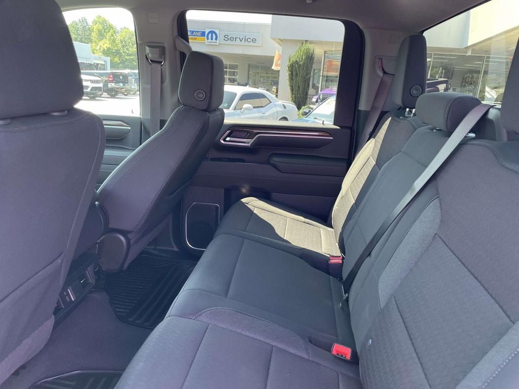 2026 Chevrolet Silverado 3500HD Crew Cab, Long Bed, LT Dual Rear Wheel, RWD