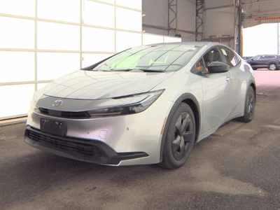 2025 Toyota Prius LE