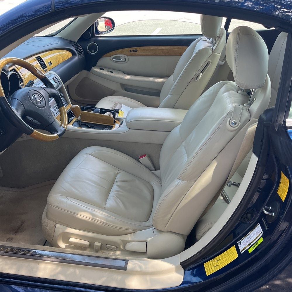 2005 Lexus SC 430