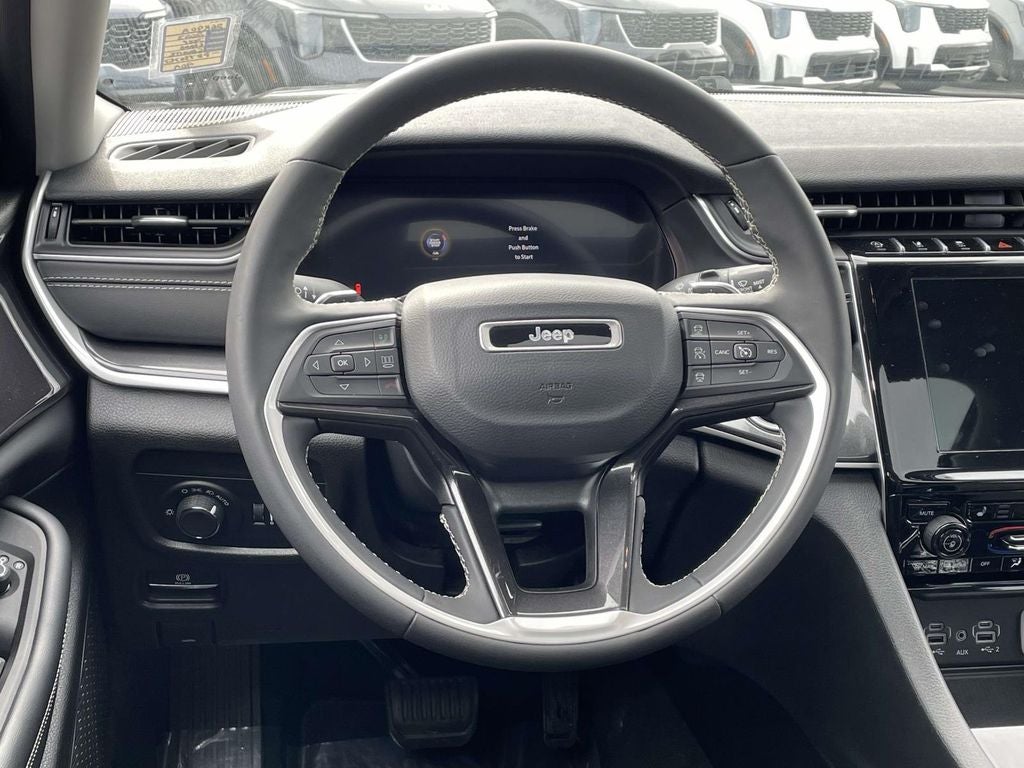 2023 Jeep Grand Cherokee L Laredo