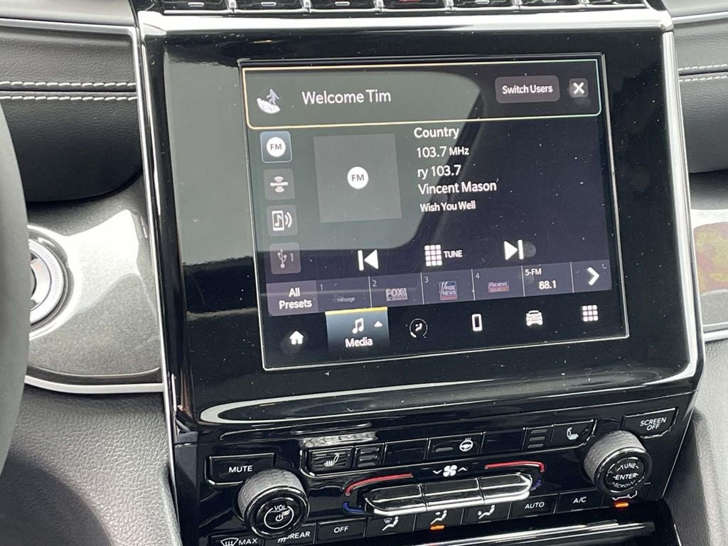 2023 Jeep Grand Cherokee L Laredo