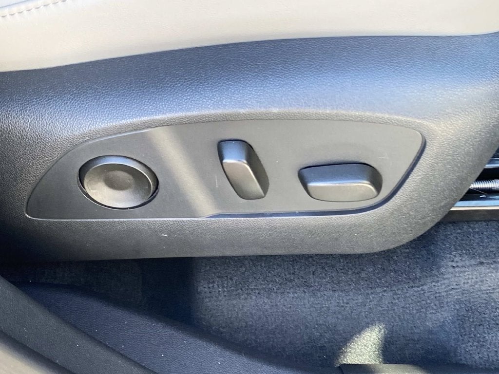 2026 GMC Acadia Elevation Pano Roof * Leather