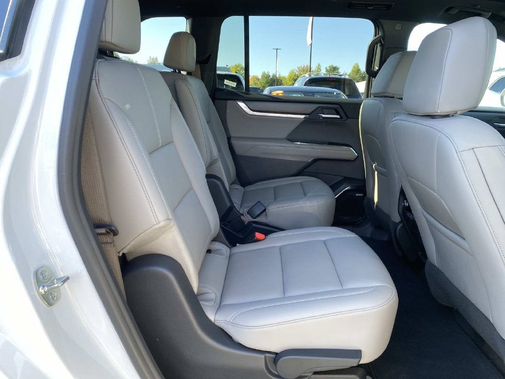 2026 GMC Acadia Elevation Pano Roof * Leather