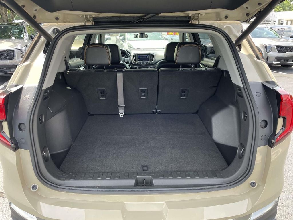 2022 GMC Terrain AT4