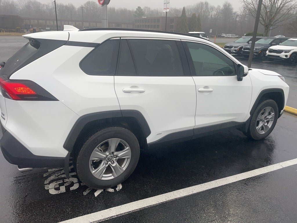 2024 Toyota RAV4 Hybrid XLE