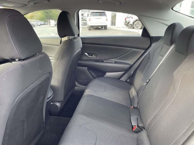 2021 Hyundai Elantra SE