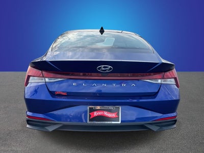 2021 Hyundai Elantra SE