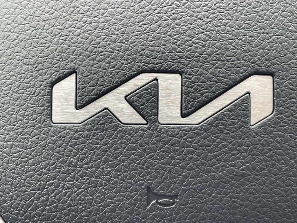 2025 Kia K5 EX