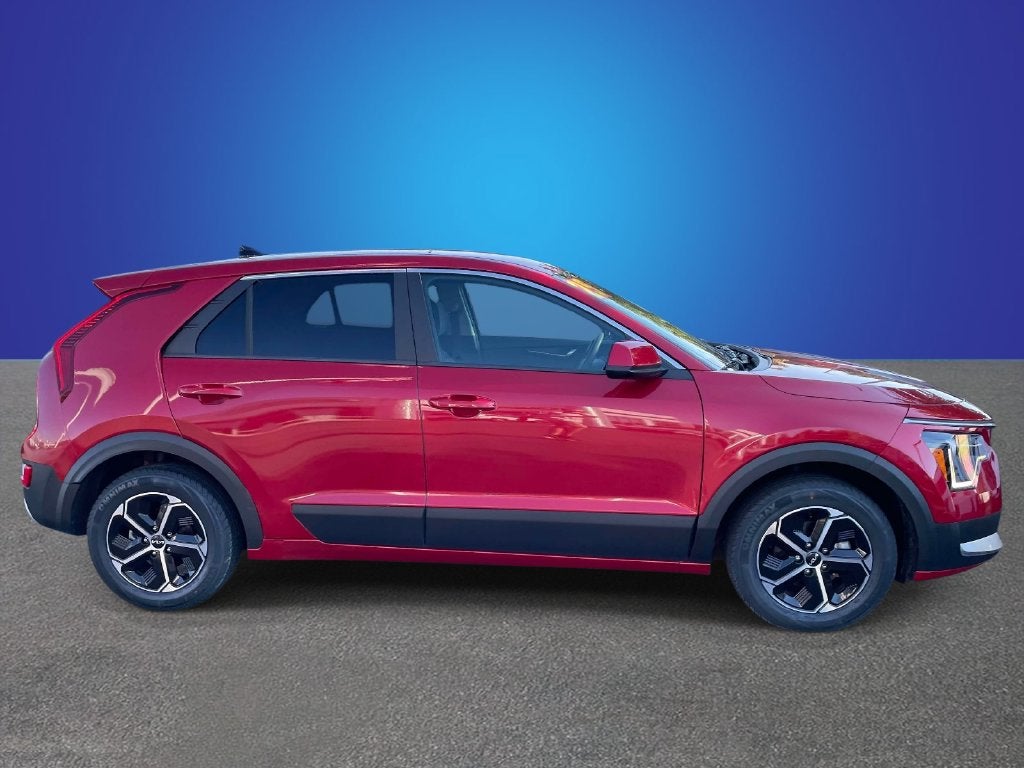 2025 Kia Niro LX