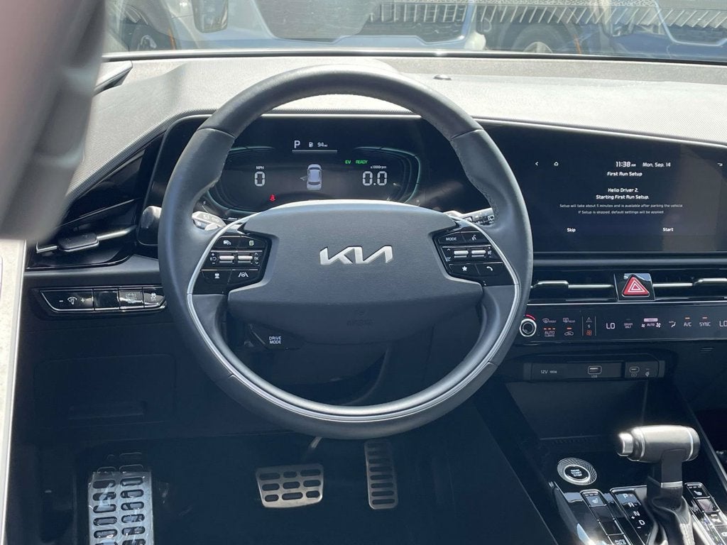 2024 Kia Niro EX Touring