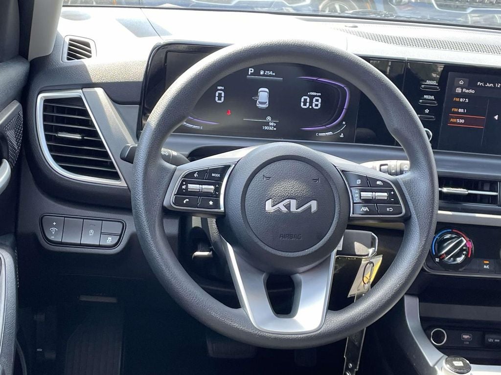 2026 Kia Seltos LX