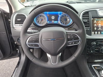 2023 Chrysler 300 Touring