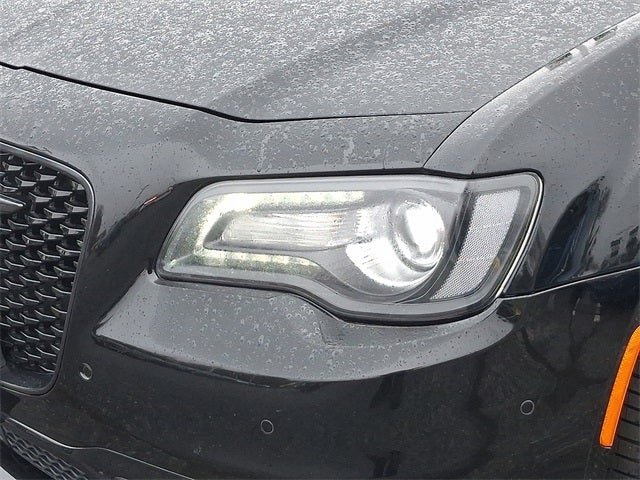 2023 Chrysler 300 Touring