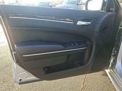 2023 Chrysler 300 Touring