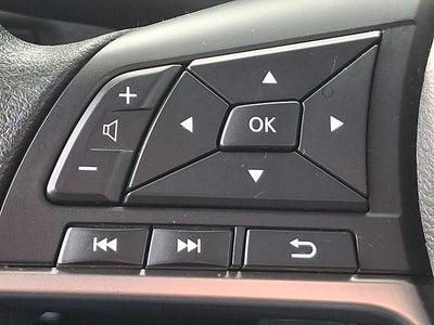 2023 Nissan Versa 1.6 SV