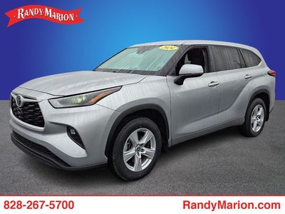 2024 Toyota Highlander LE