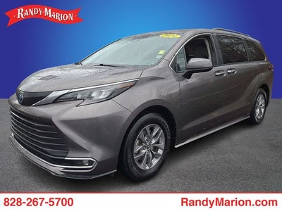 2024 Toyota Sienna XLE 7 Passenger