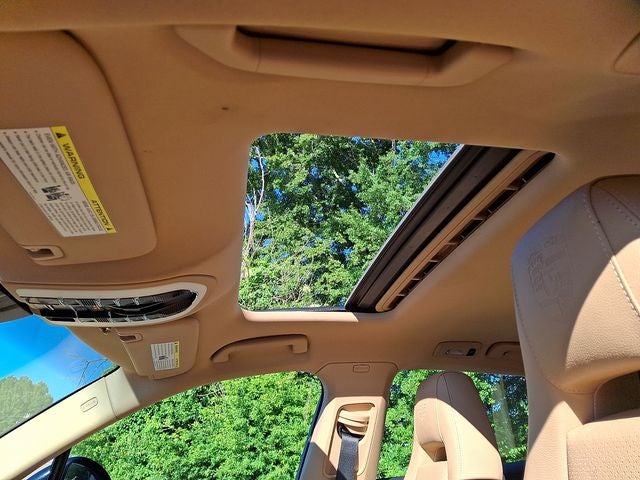 2016 Porsche Panamera Edition