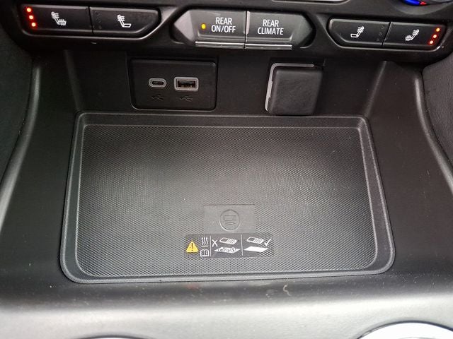 2024 Chevrolet Suburban RST