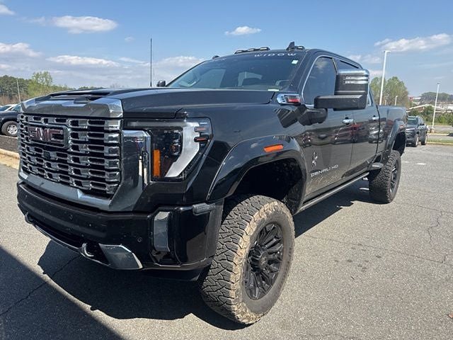 2025 GMC Sierra 2500HD Denali