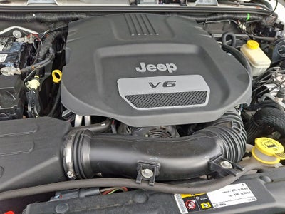 2014 Jeep Wrangler Unlimited Altitude