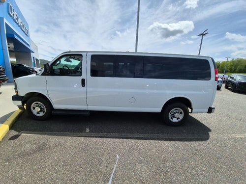 2019 Chevrolet Express 3500 LT Passenger