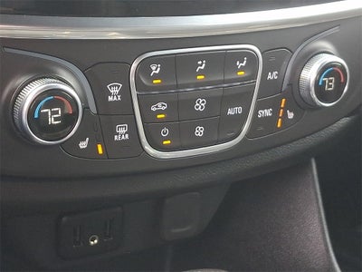 2022 Chevrolet Traverse LT Leather