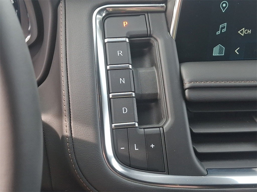 2024 Chevrolet Suburban High Country