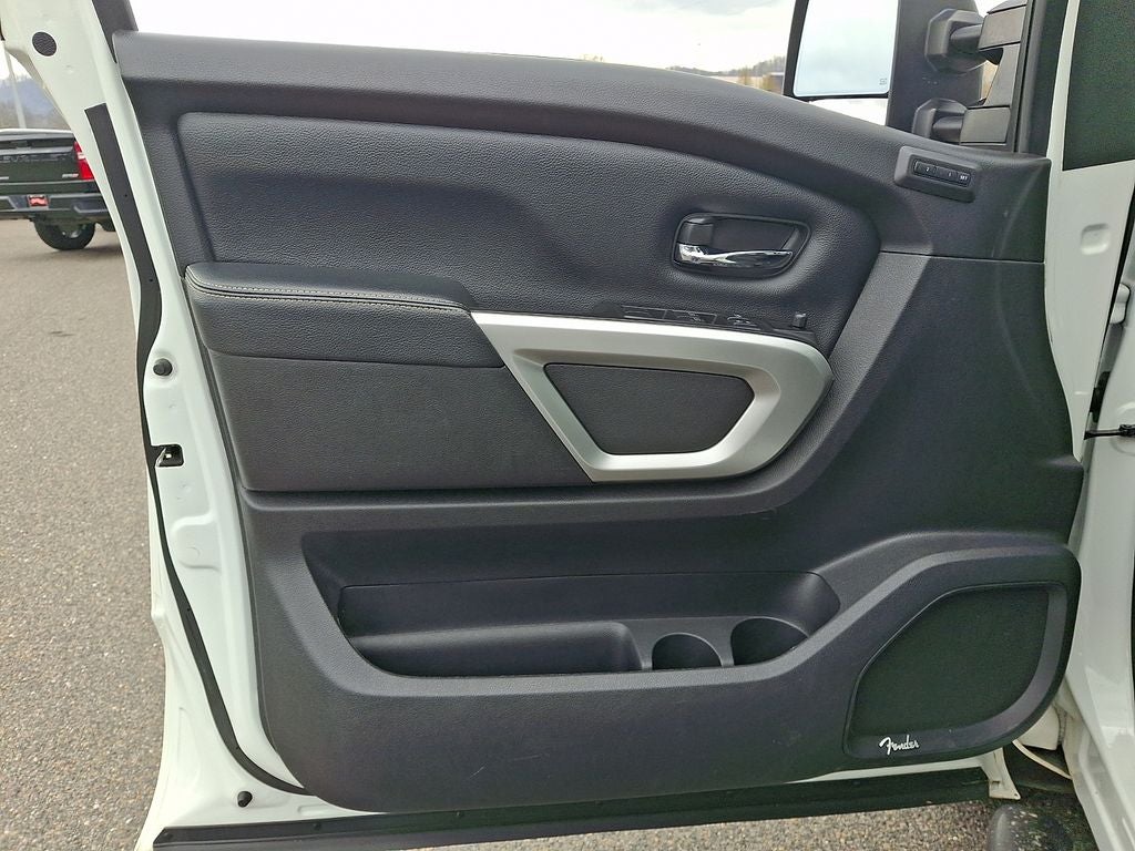 2019 Nissan Titan PRO-4X