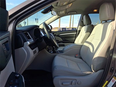 2017 Toyota Highlander LE Plus