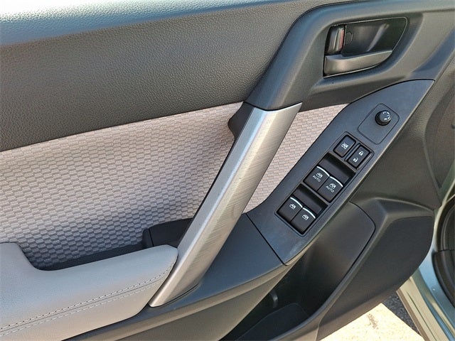 2017 Subaru Forester 2.5i